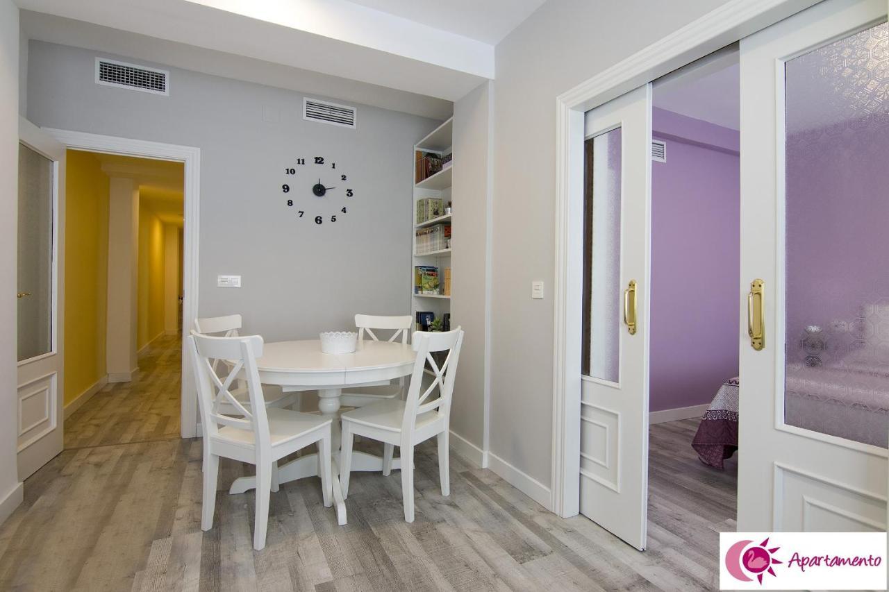 Apartamentos Cisne Гранада Екстер'єр фото